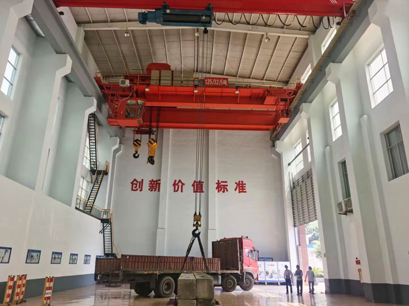雙梁起重機(jī)